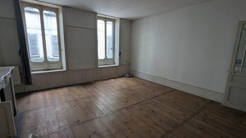 Immeuble - 12 pièces