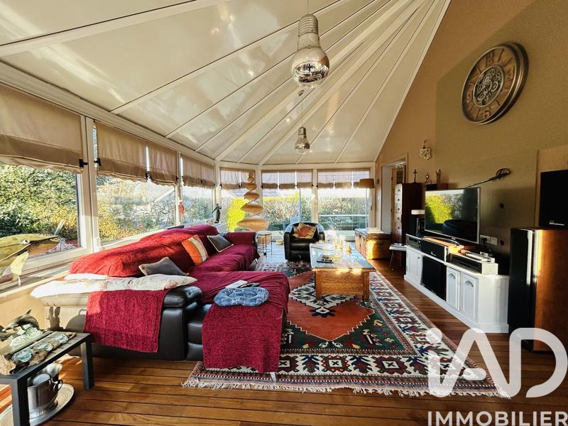 Maison - 180 m² - 8 pièces