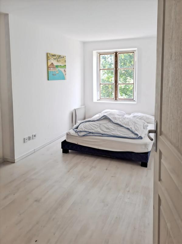 Maison - 225 m² - 8 pièces