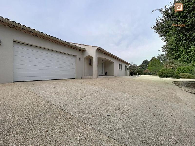 Villa - 205 m² - 5 pièces