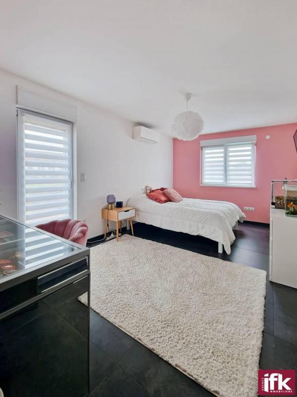 Maison - 143 m² - 6 pièces