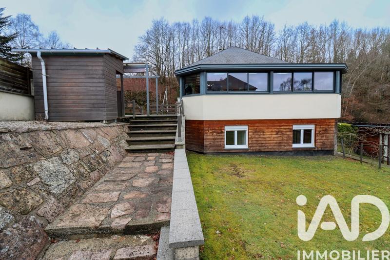 Maison - 170 m² - 9 pièces