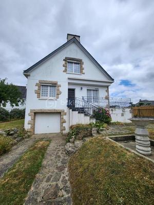 Maison traditionnelle - 135 m² - 6 pièces