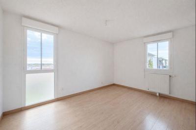 Appartement - 68 m² - 2 pièces