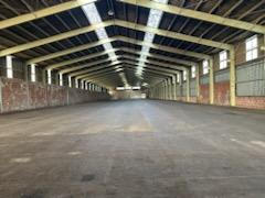 Local d'activités - 4 500 m²