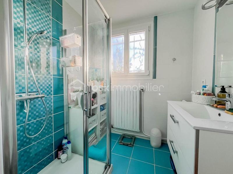 Maison traditionnelle - 90 m² - 5 pièces