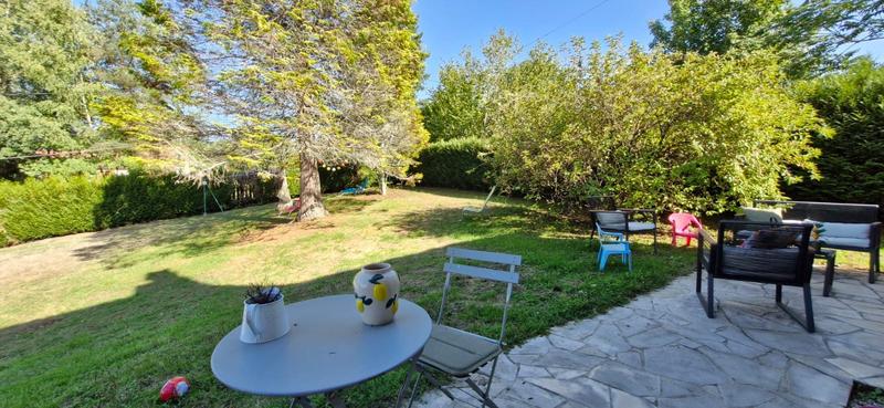 Maison - 166 m² - 8 pièces