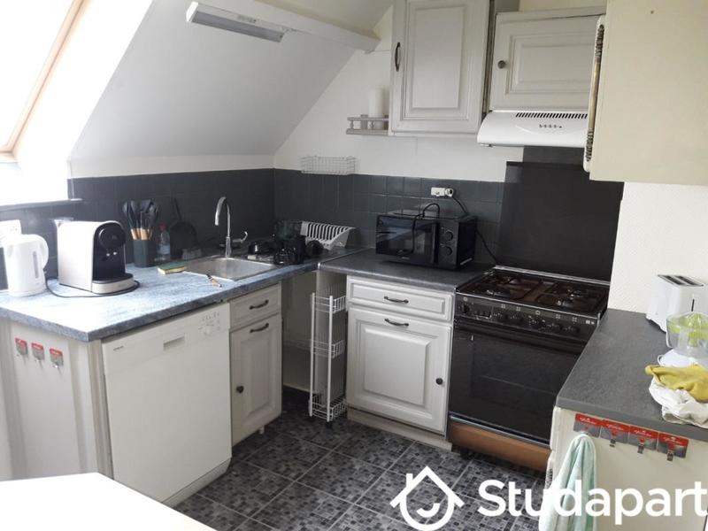 Chambre - 13 m² - 1 pièce