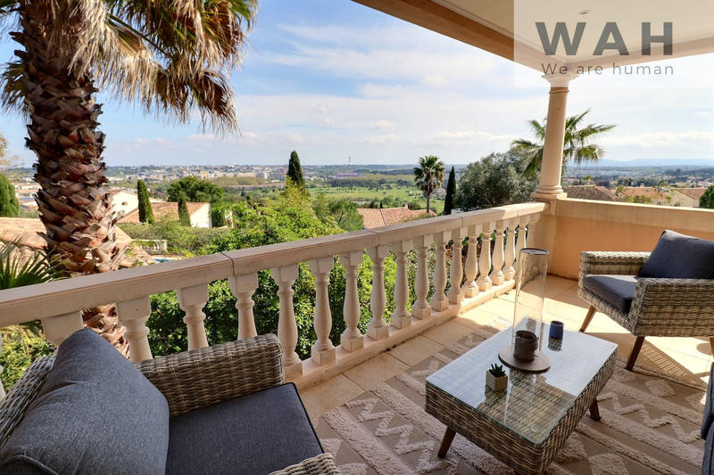 Villa - 226 m² - 7 pièces