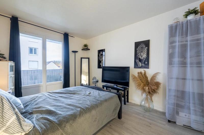 Appartement - 84 m² - 4 pièces