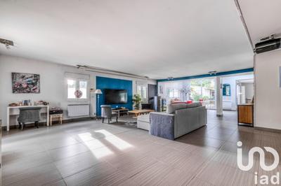 Maison de maîtres - 304 m² - 9 pièces