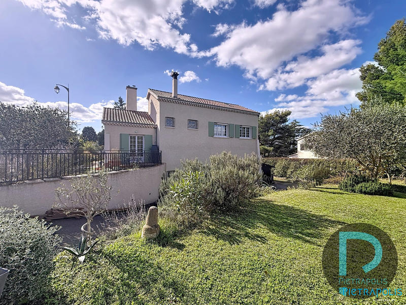 Villa - 183 m² - 5 pièces