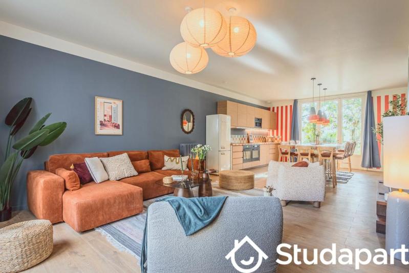 Chambre - 11 m² - 1 pièce