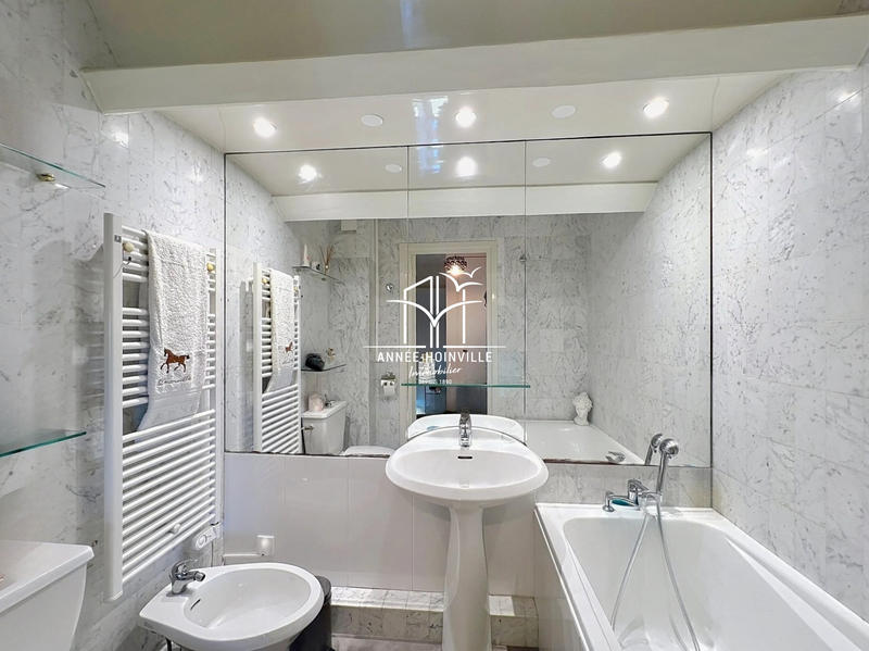 Appartement - 74 m² - 3 pièces