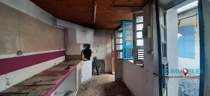 Local commercial - 115 m² - 4 pièces