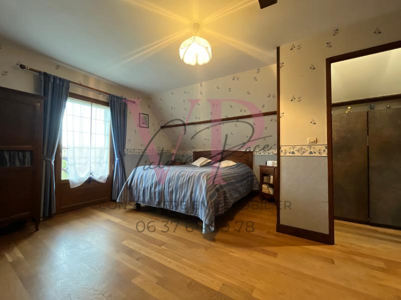 Maison - 145 m² - 6 pièces