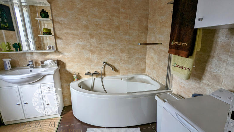 Villa - 115 m² - 5 pièces