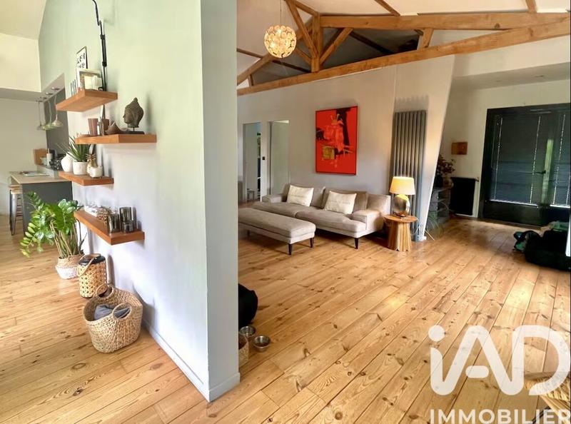 Maison - 167 m² - 6 pièces
