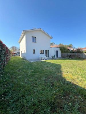 Maison - 118 m² - 4 pièces