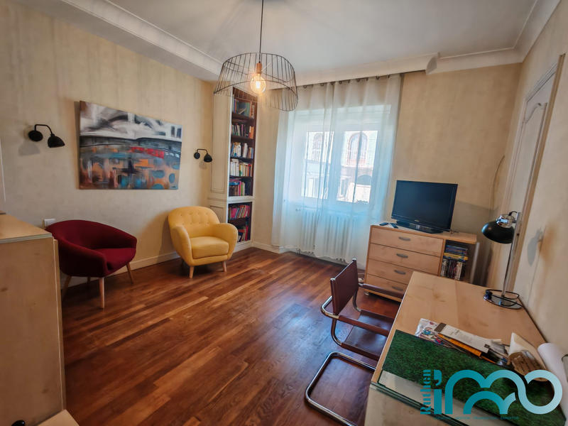 Maison ancienne - 200 m² - 7 pièces