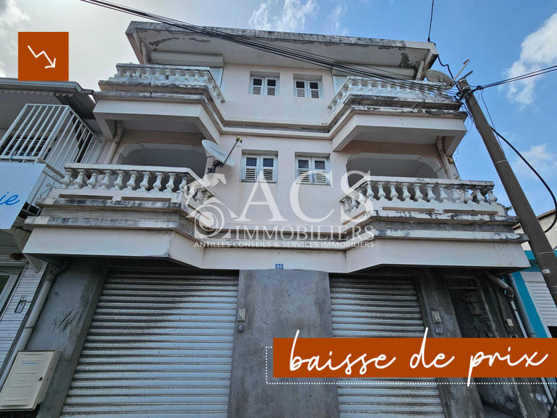 Immeuble - 263 m² - 9 pièces