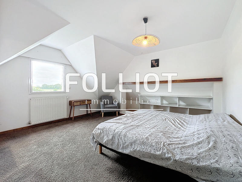 Maison - 230 m² - 7 pièces