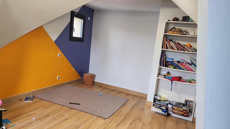 Maison - 200 m² - 5 pièces