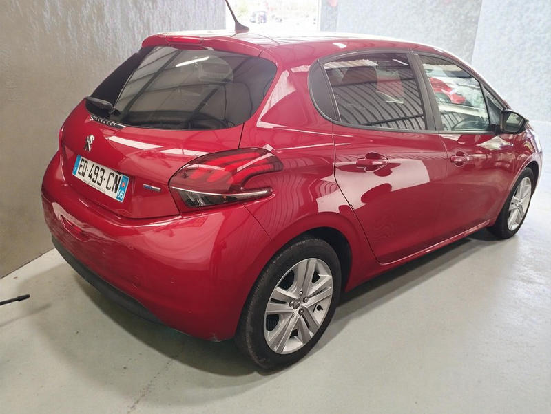 Peugeot 208 1.2 Thp 82 Style 5p