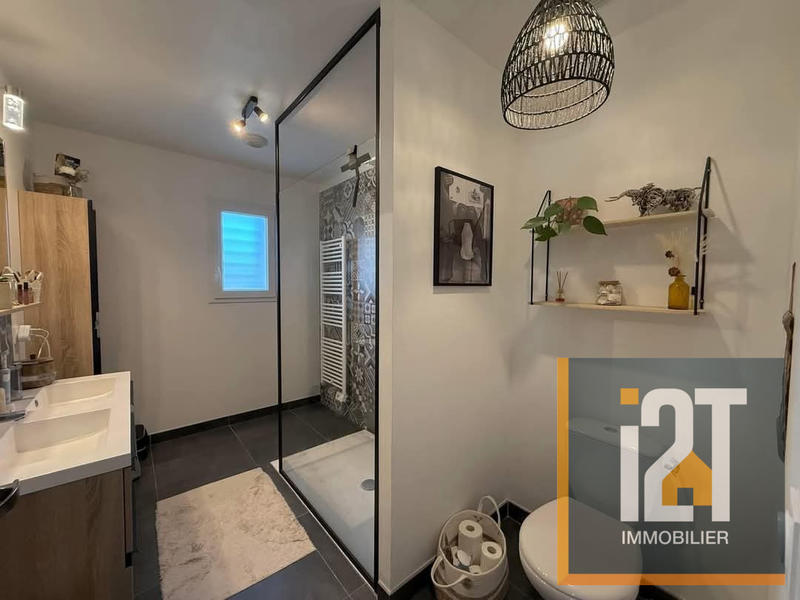 Villa - 115 m² - 6 pièces