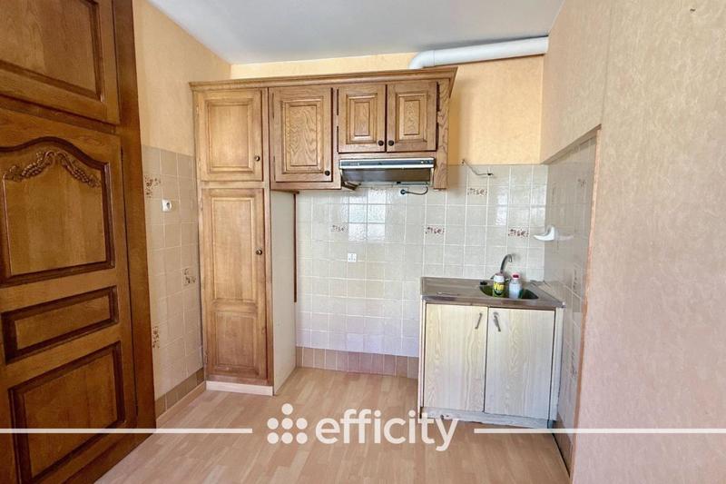 Immeuble - 210 m² - 10 pièces