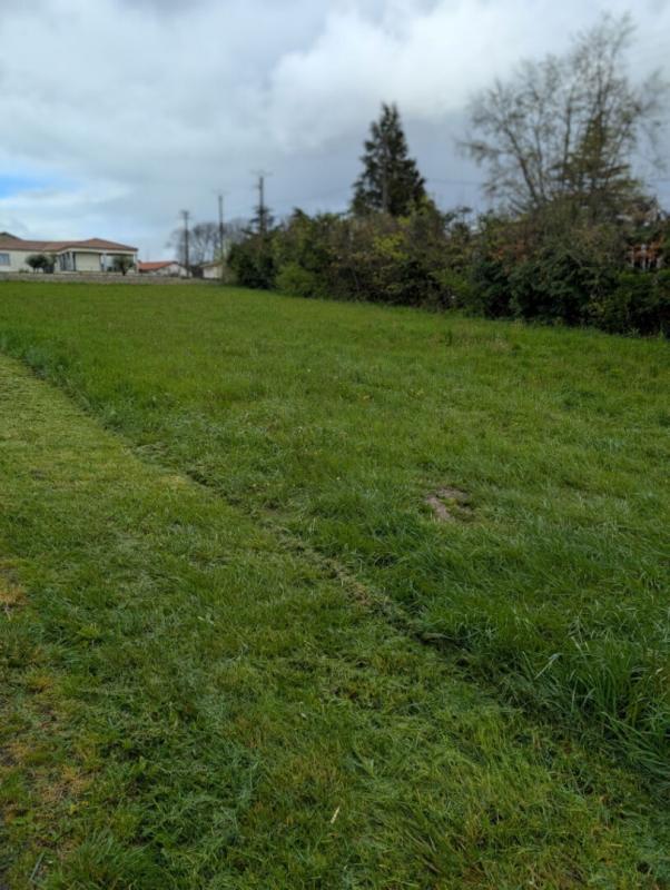 Terrain constructible - 900 m²