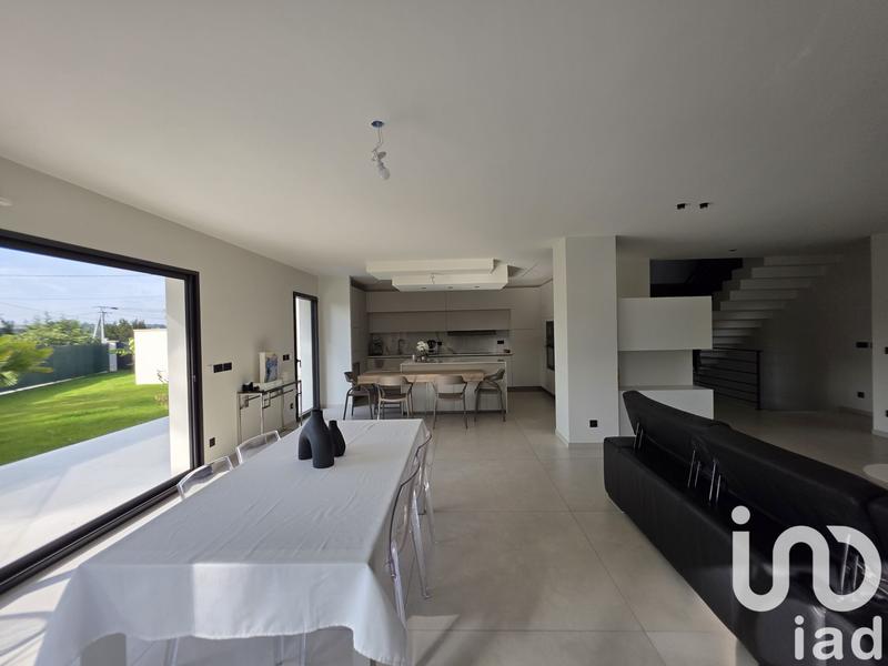 Maison de maîtres - 298 m² - 10 pièces