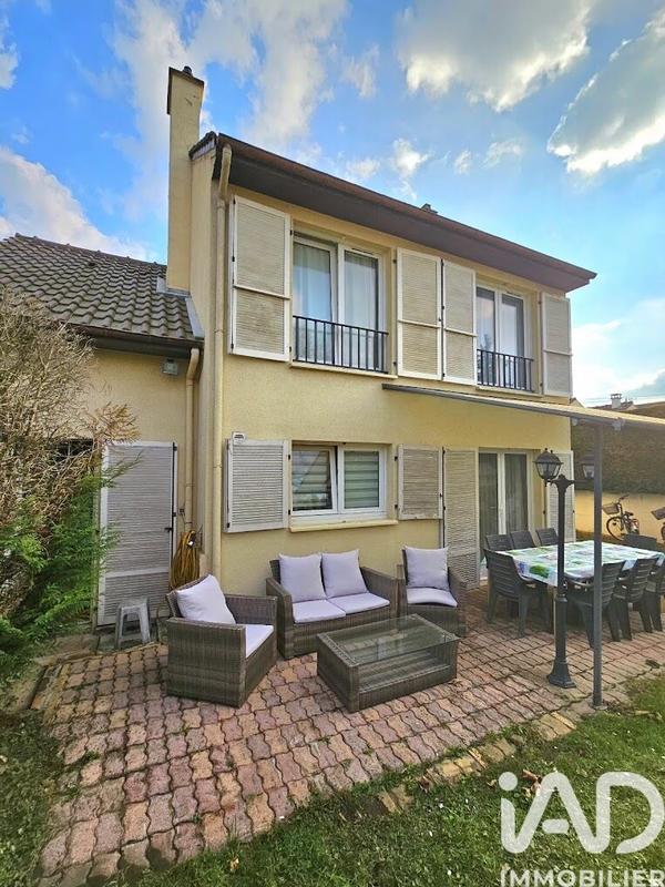 Maison - 114 m² - 6 pièces