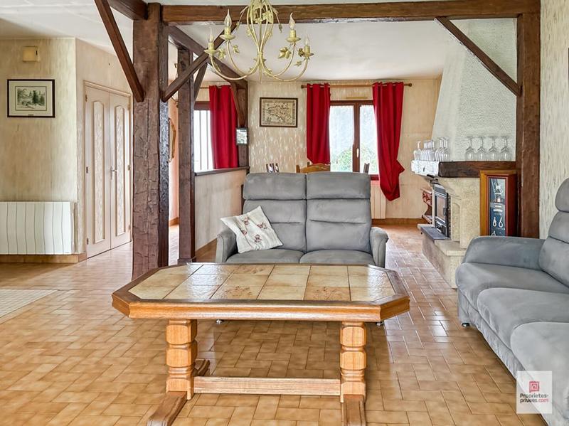 Maison - 141 m² - 6 pièces