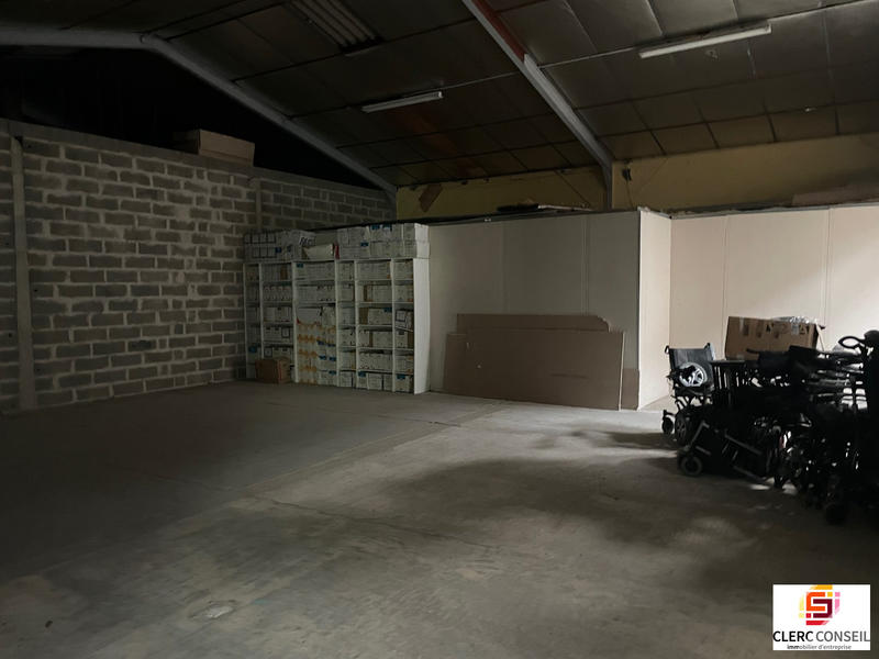 Local d'activités - 780 m²