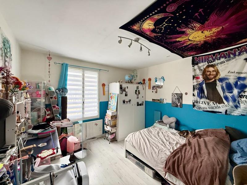 Maison - 93 m² - 5 pièces