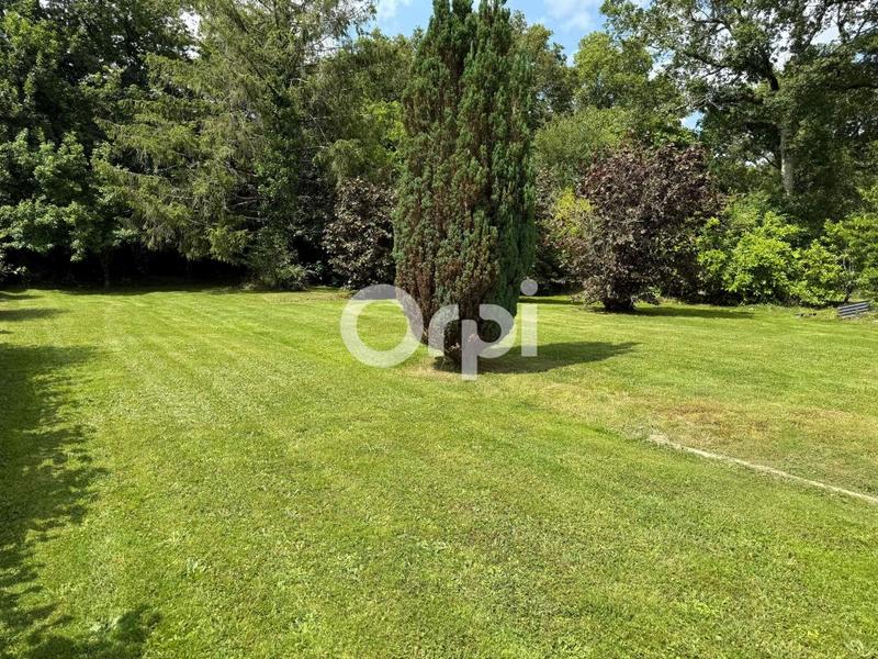 Terrain constructible - 929 m²