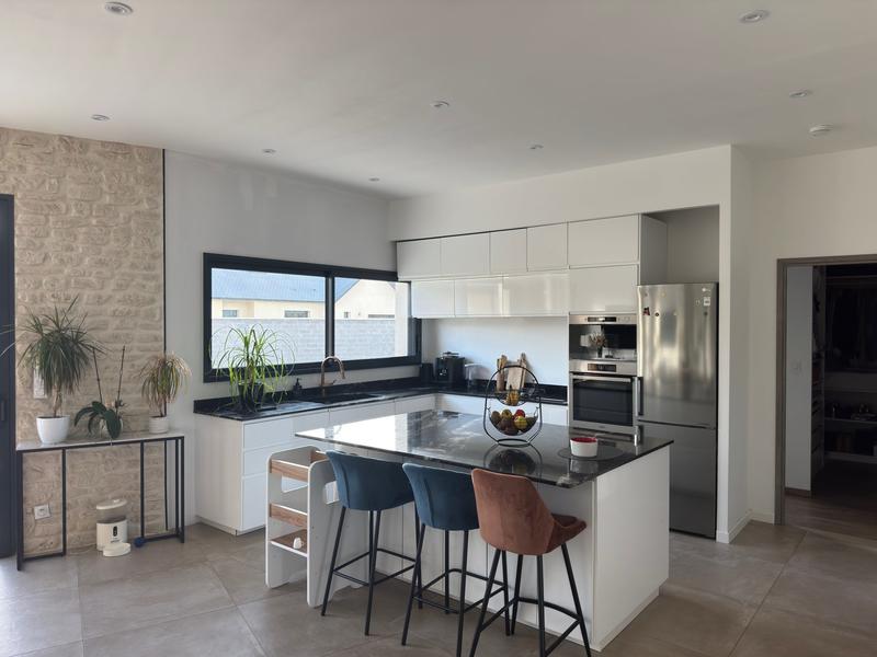 Maison - 150 m² - 5 pièces