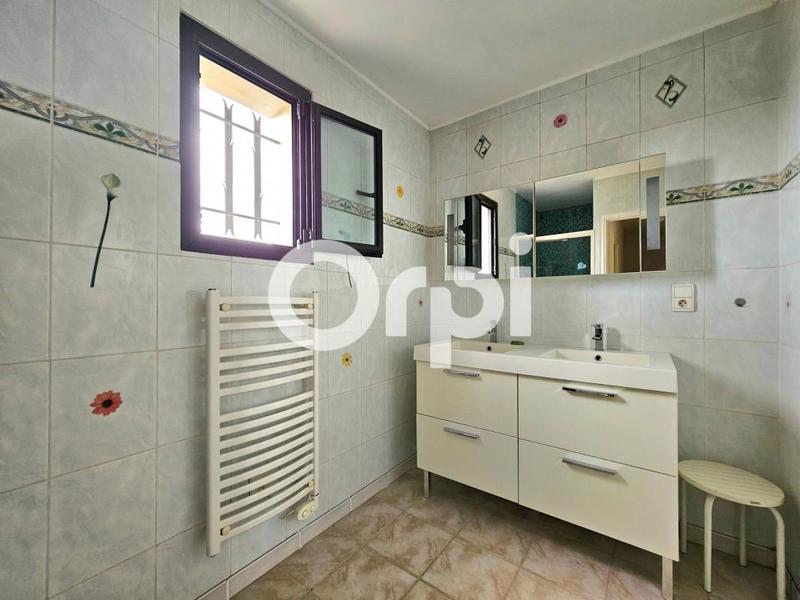 Maison - 104 m² - 4 pièces