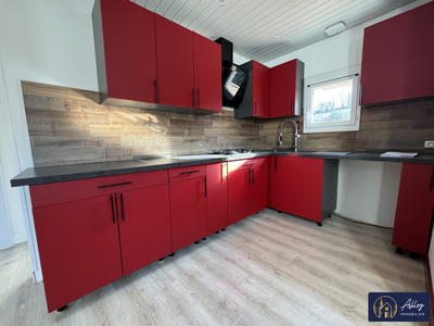 Maison - 84 m² - 3 pièces