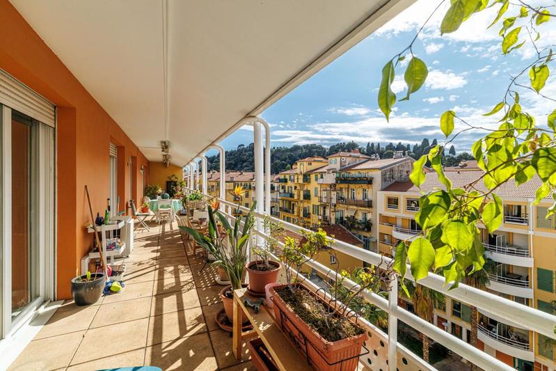 Appartement - 182 m² - 4 pièces