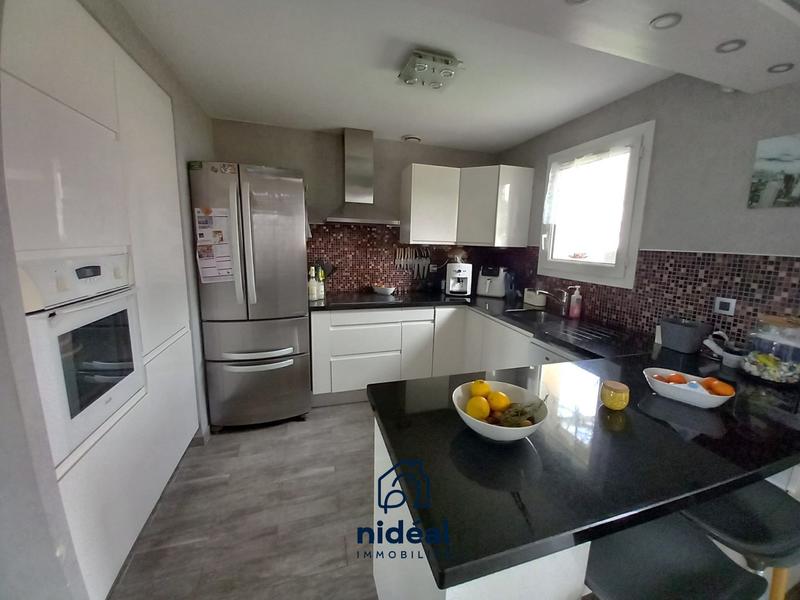 Maison - 100 m² - 6 pièces