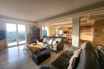 Demeure - 200 m² - 8 pièces