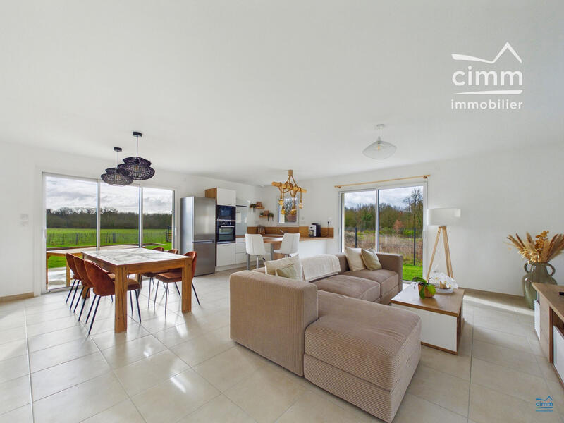 Maison - 89 m² - 4 pièces