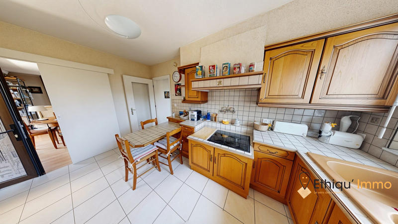 Appartement - 84 m² - 4 pièces