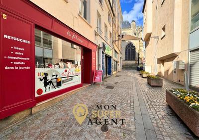 Local commercial - 100 m² - 3 pièces