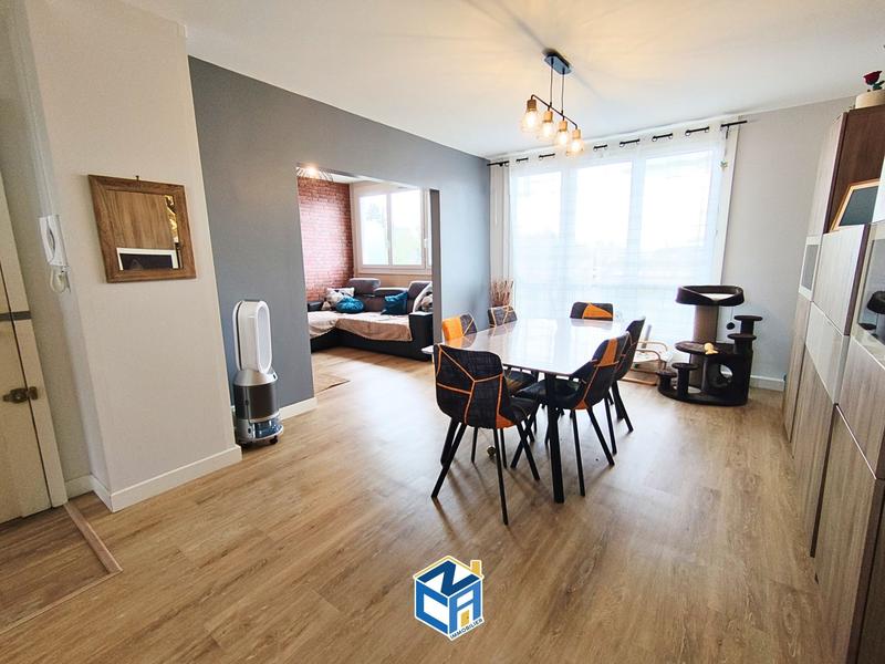 Appartement - 89 m² - 5 pièces