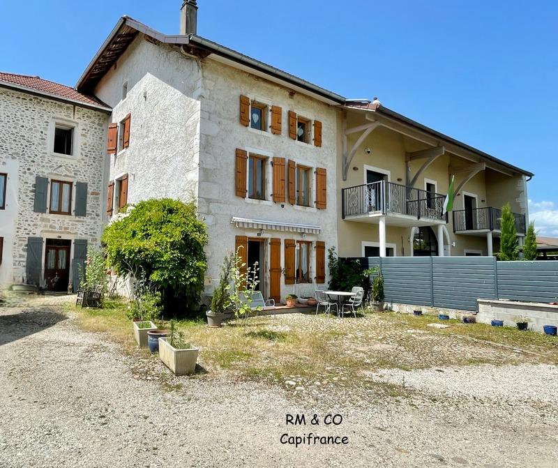 Maison de village - 159 m² - 5 pièces