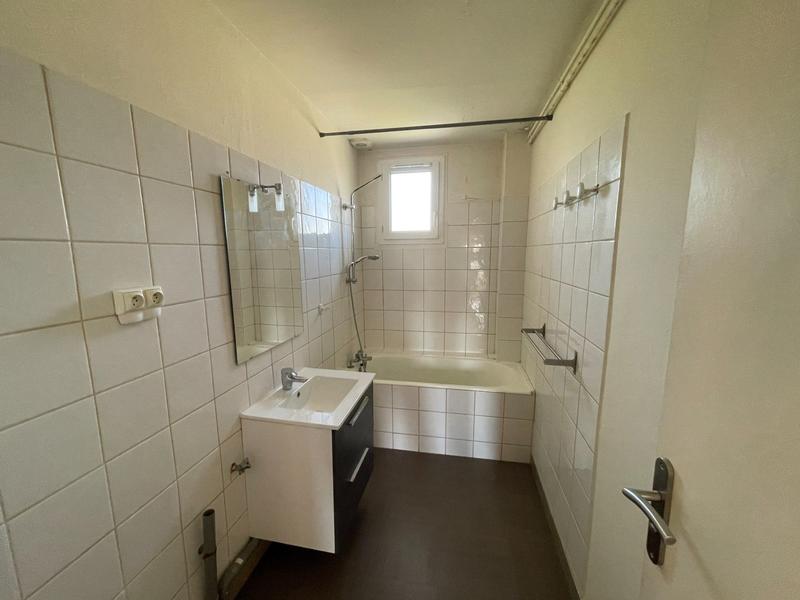 Appartement - 70 m² - 4 pièces