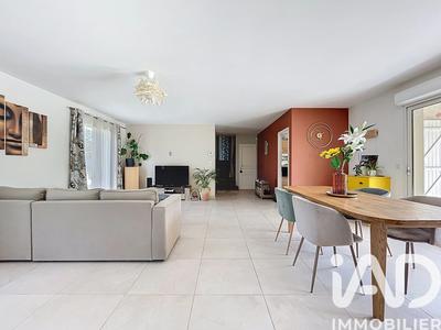 Maison - 120 m² - 4 pièces
